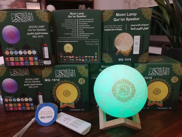  Quran Moon Touch Lamp MQ-1010 8GB Alquran