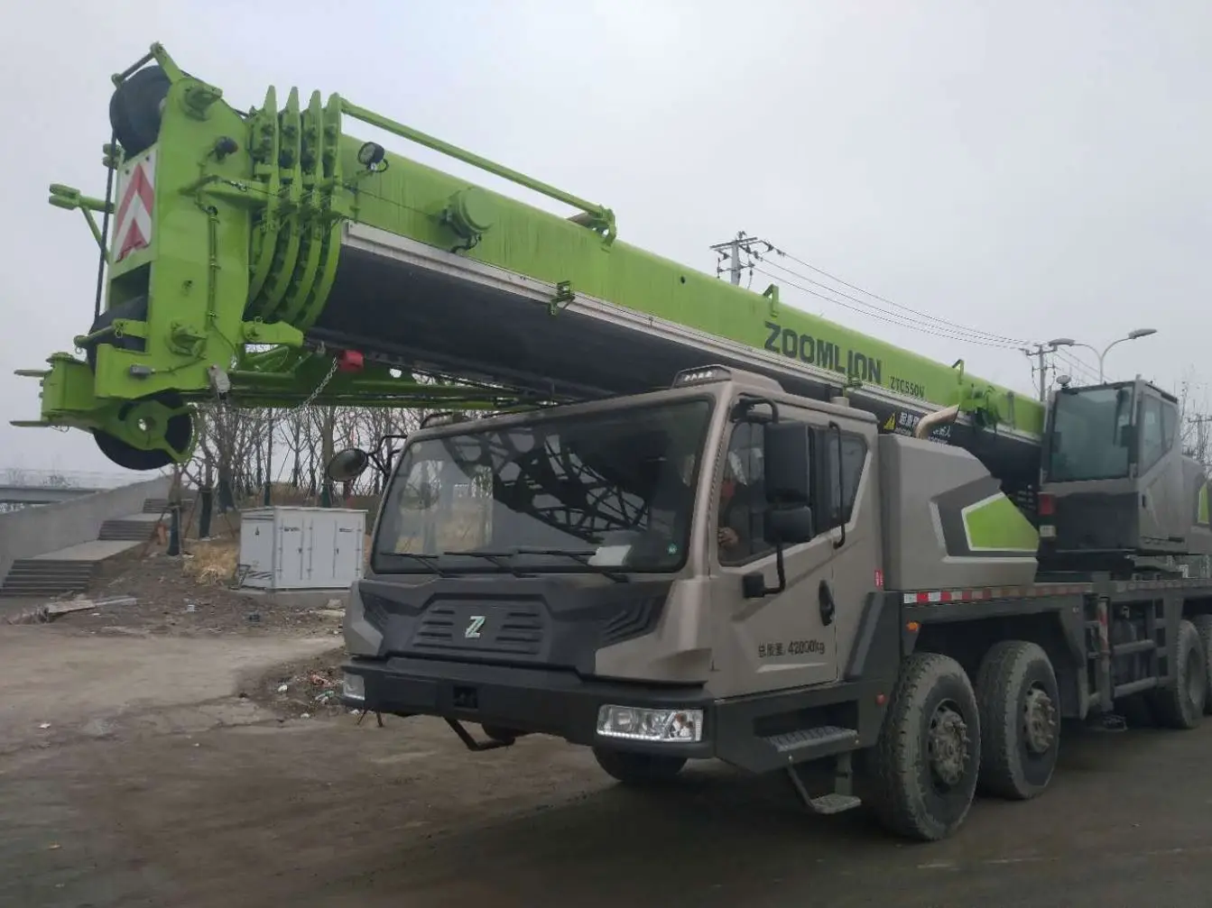 Zoomlion 55Ton Mobile Truck Crane Construction Machinery Lifting Crane