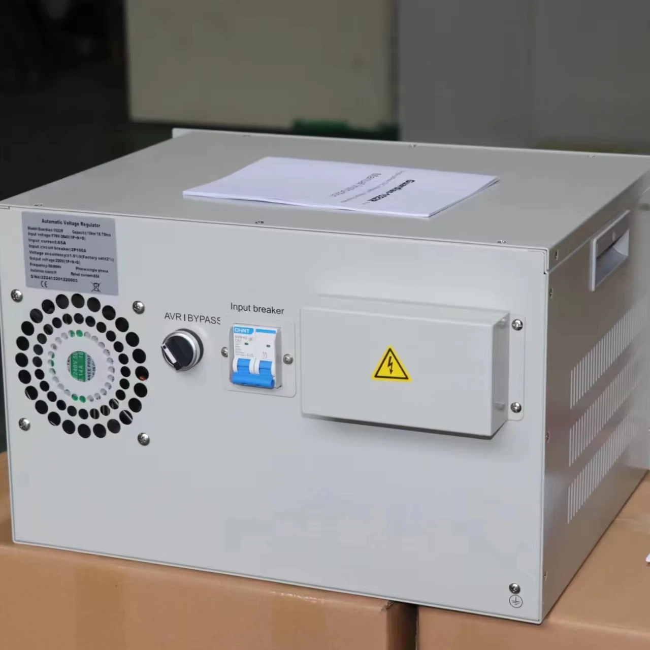 単相電圧安定器 5KVA 自動電圧調整器 ラックマウント 5KVA 単相電圧 
