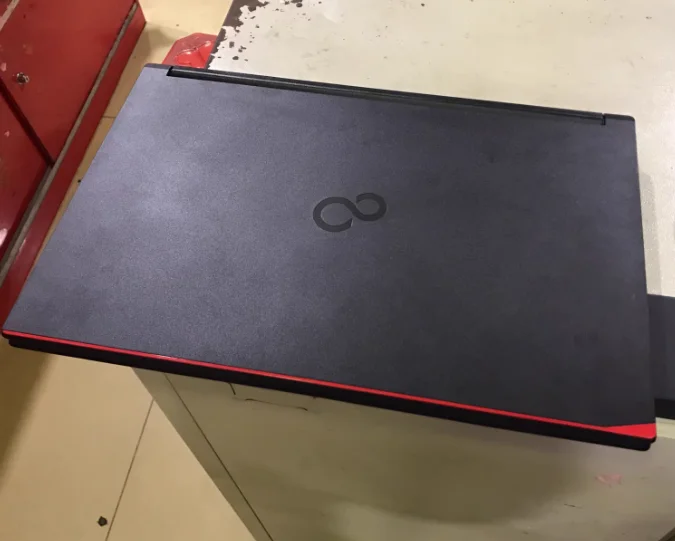 Refurbished Fujitsu A576 Laptop - 6th Gen Intel Core I5 8GB RAM
