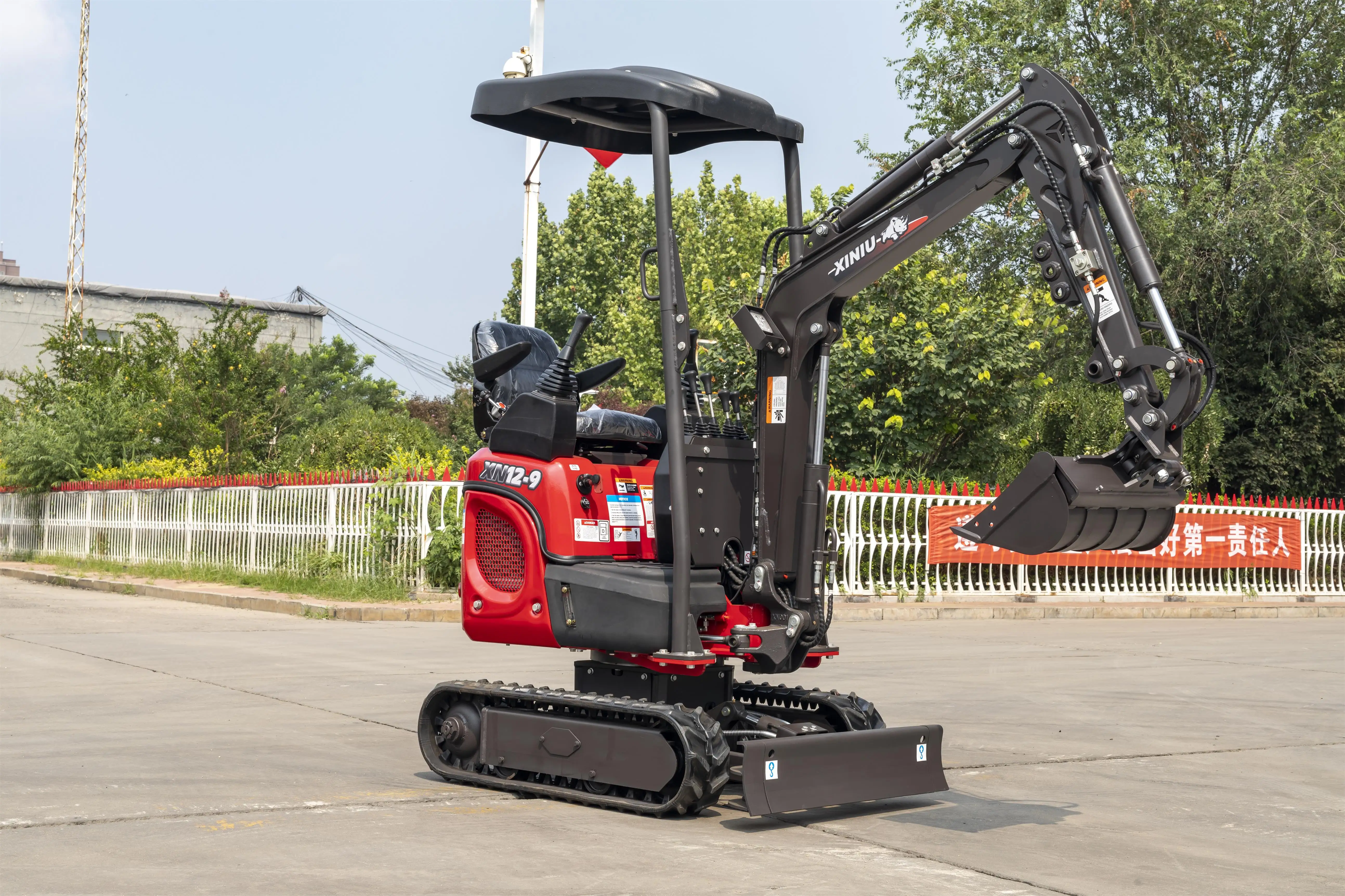 Rhinoceros Hot Mini Excavator 1.2ton For Sale Hydraulic Crawler Digger ...