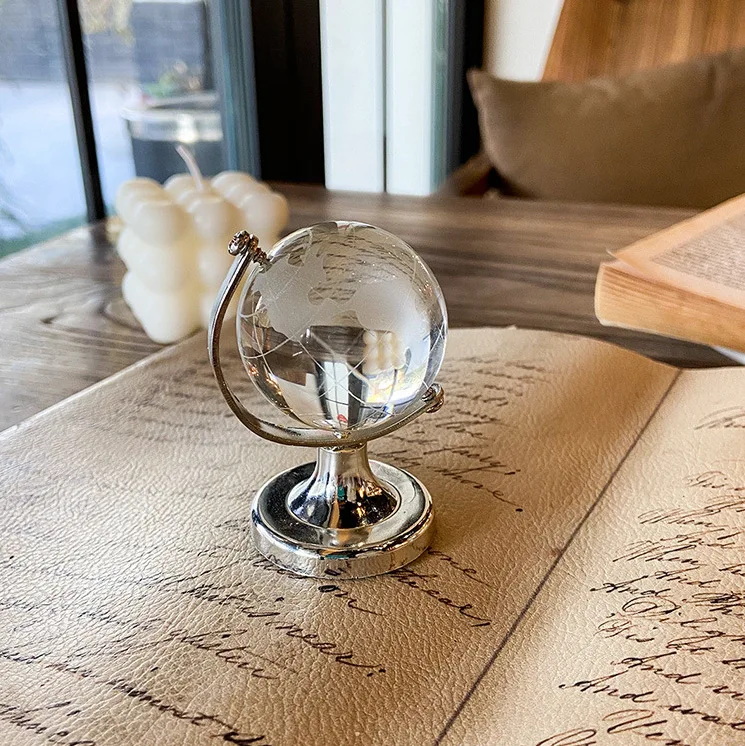 Hot Selling Customized K9 Rotating Crystal Ball Desktop Ornaments Glass Earth Globe
