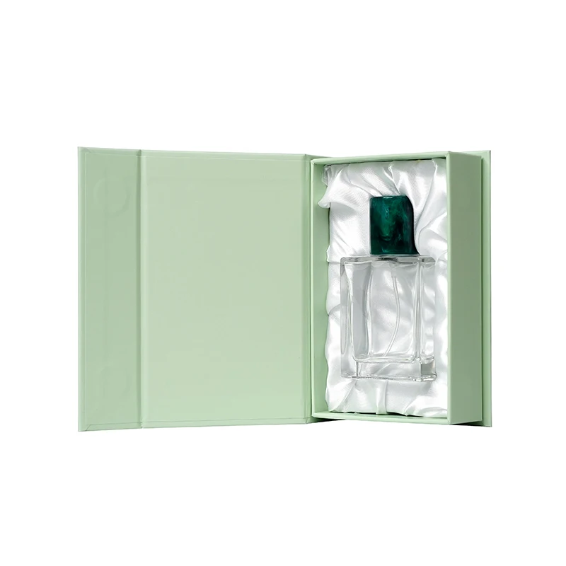 Custom Perfume Packaging 100ml 30ml 50ml Perfume Bottle Magnetic Boxes for Cosmetic Essential Oil Fragrance Bottle with EVA