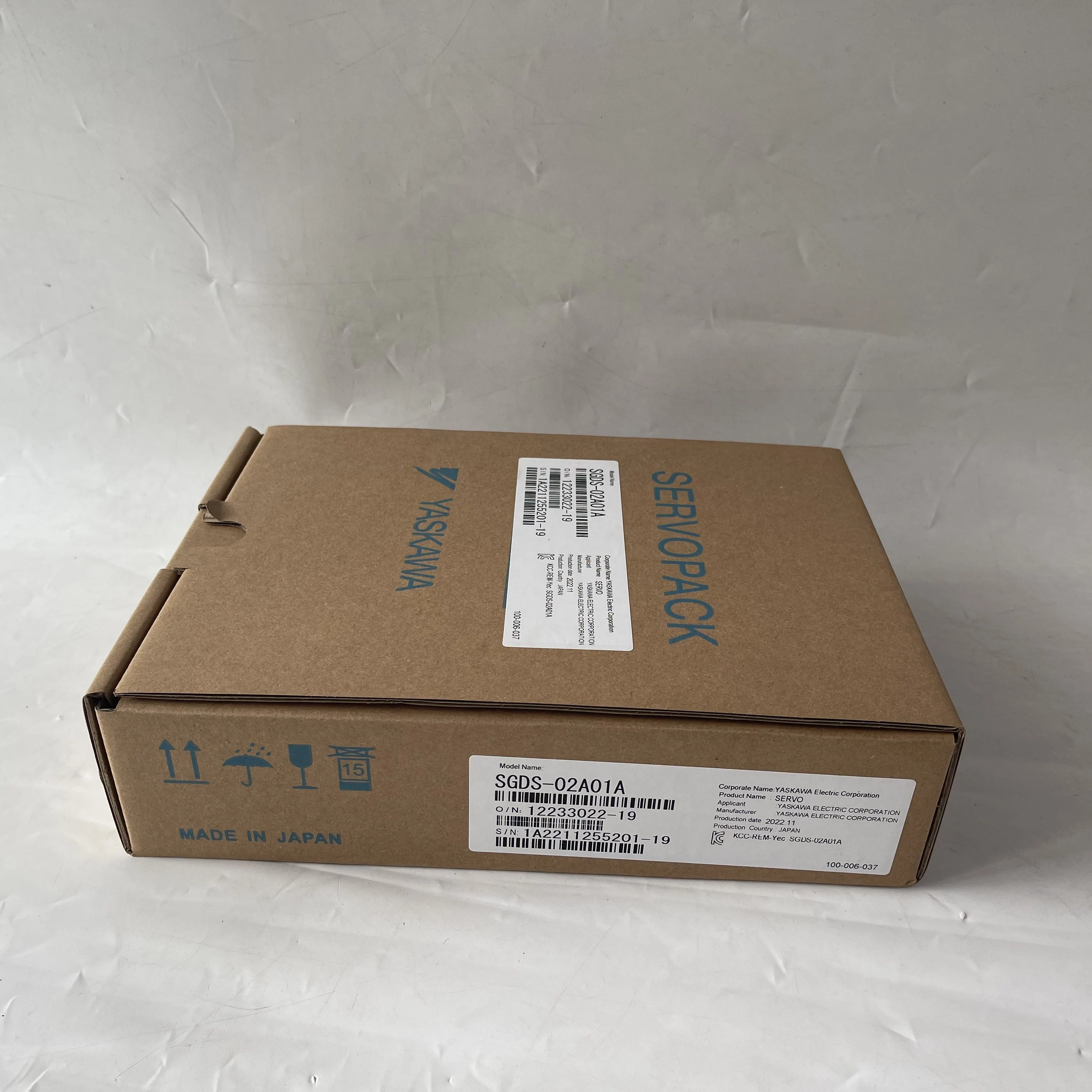 YASKAWA Servopack Servo Drive SGDS-02A01A YASKAWA Servopack Servo Drive SGDS-02A01A