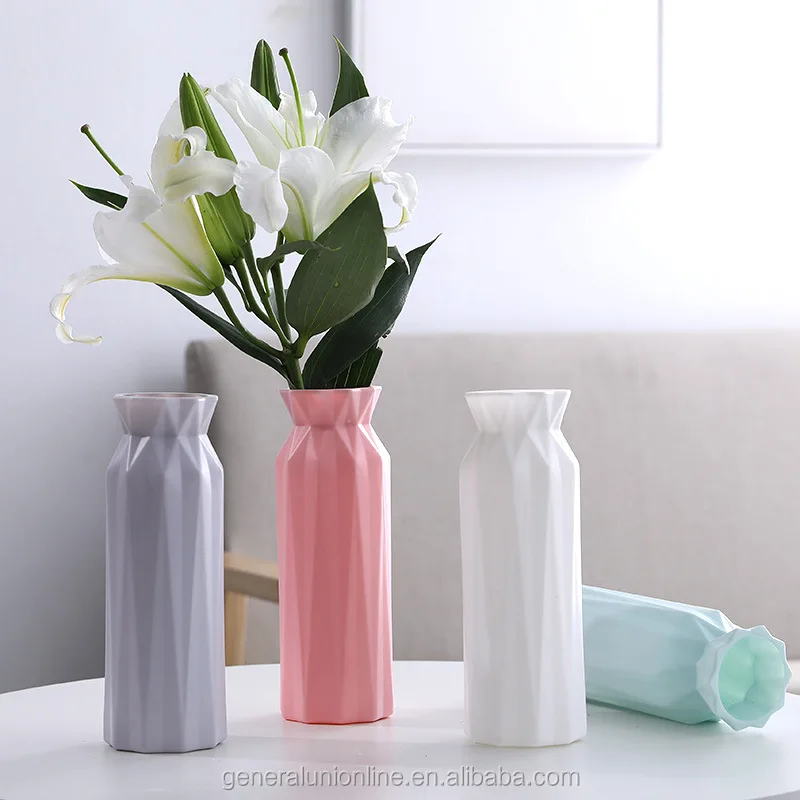 Yiwu Vases New Design Nordic Style  Plastic Vases Colorful Flower Vase for Hotel Home Decoration