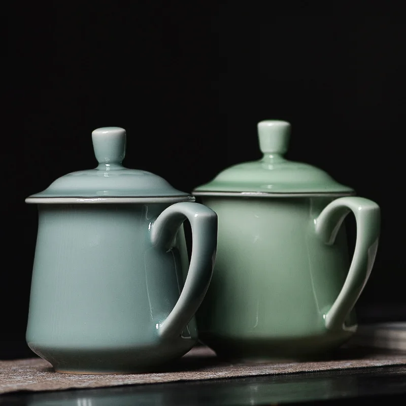 Best Selling Custom Chinese Style Eco-Friendly Portable Celadon Tea Cup Ceramic Cup Creative Water Cup with Lid