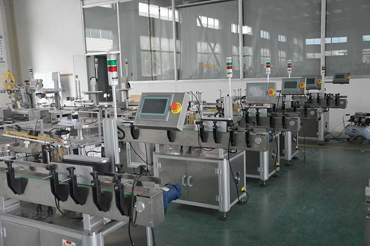 automatic bottle placing fermented bean curd bottle receiving are completed labeling machine