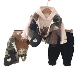 2026 Good Quality Autumn Winter Kids Clothes for Sale Camouflage Vest Velvet Hoodie Casual Pants Three-piece Boys Clothing Sets