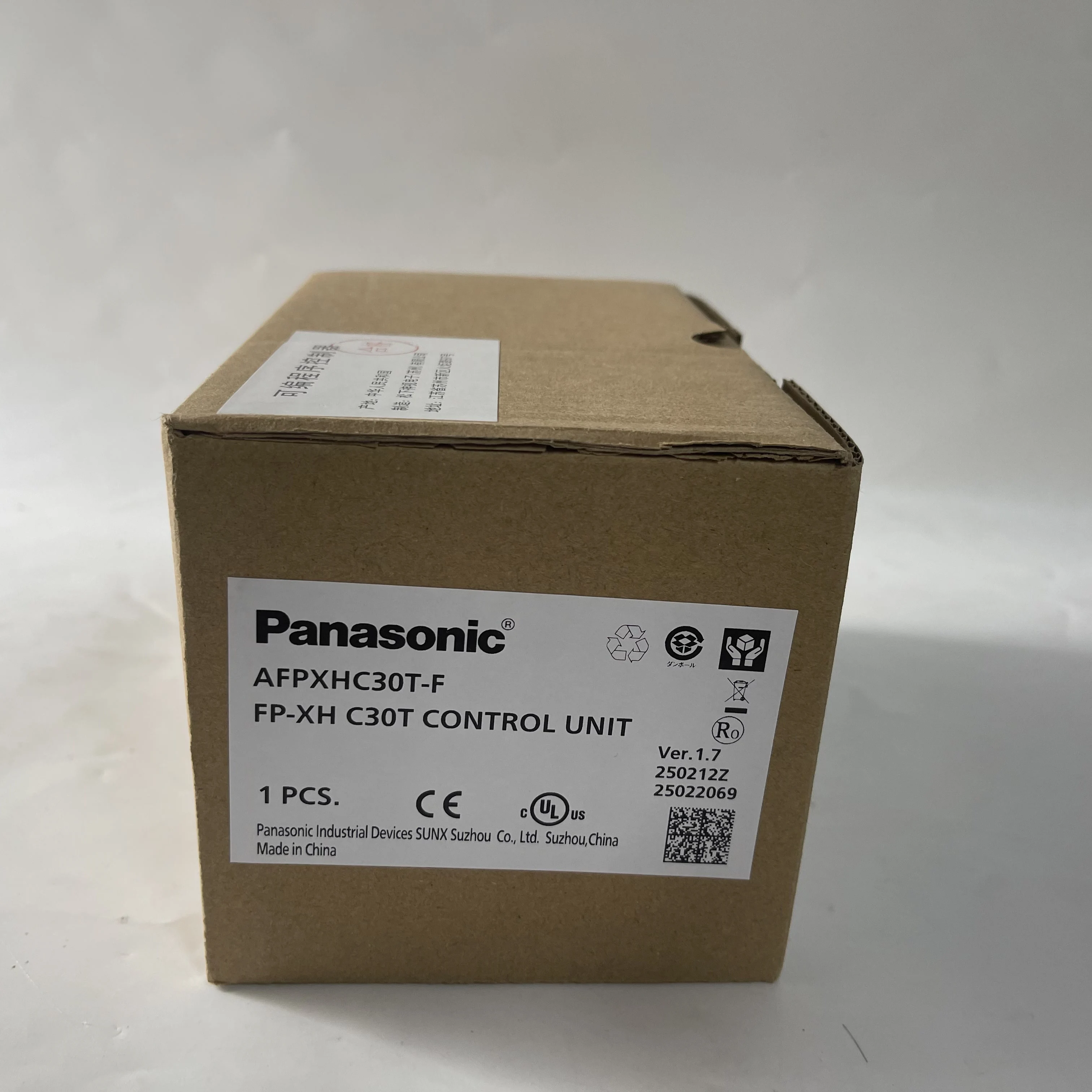Panasonic PLC Control Unit AFPXHC30T-F FP-XH C30T 
