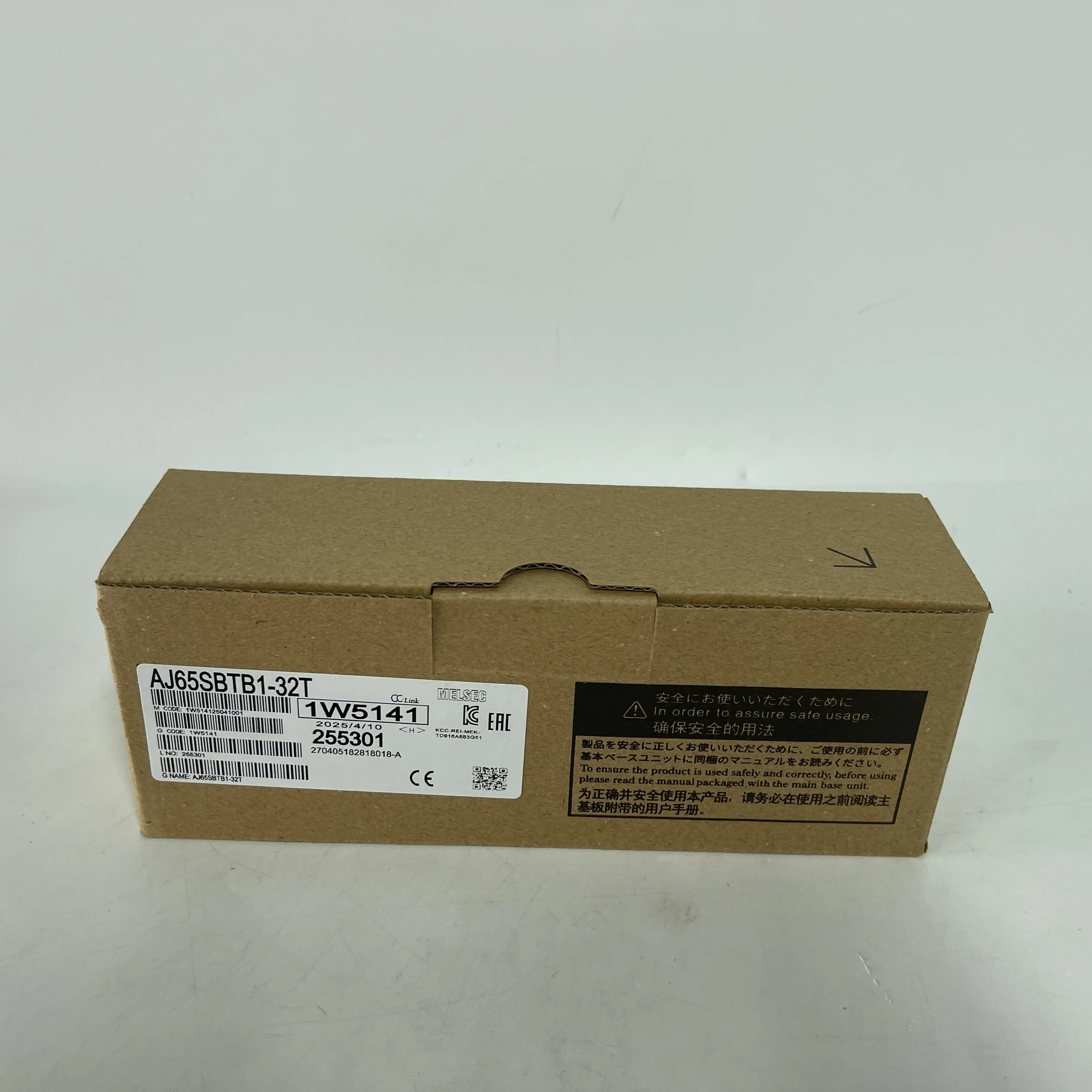Mitsubishi CC-Link Remote Output Module AJ65SBTB1-32T Mitsubishi CC-Link Remote Output Module AJ65SBTB1-32T