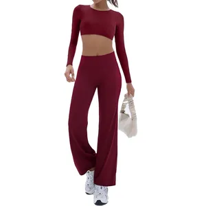 Customized Yoga Suit with a Chest Pad, Slim-fitting Long-sleeved Sportswear, Pilates Fitness Exercise Suit.