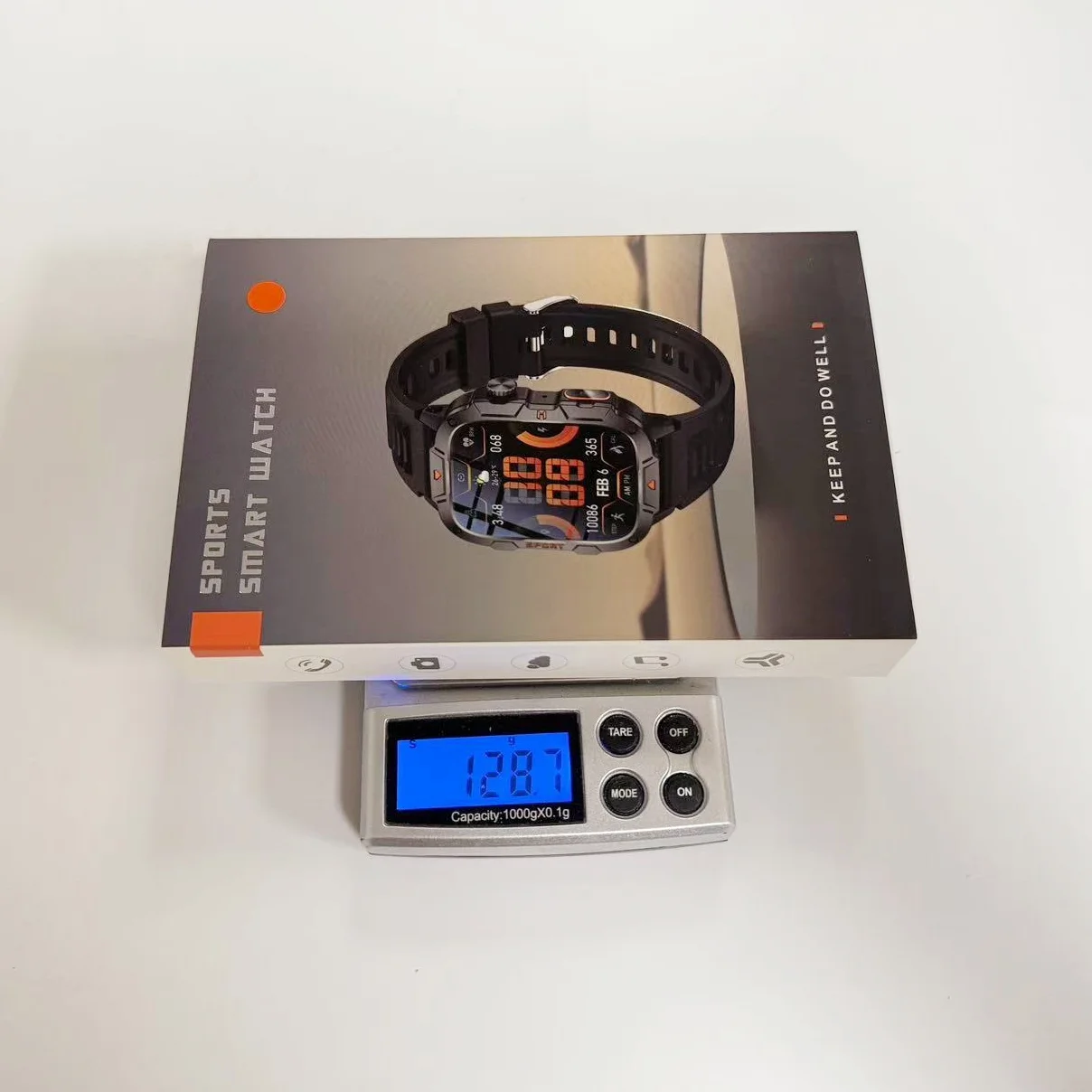 ベストセラーQX12スマートウォッチ1.96インチLED懐中電灯SOSBT
