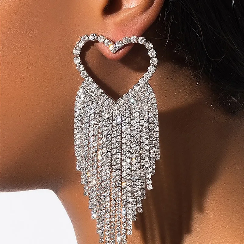 35％OFF】 Ameri UND SEQUINS VOLUME EARRING sleepyhollowevents.com