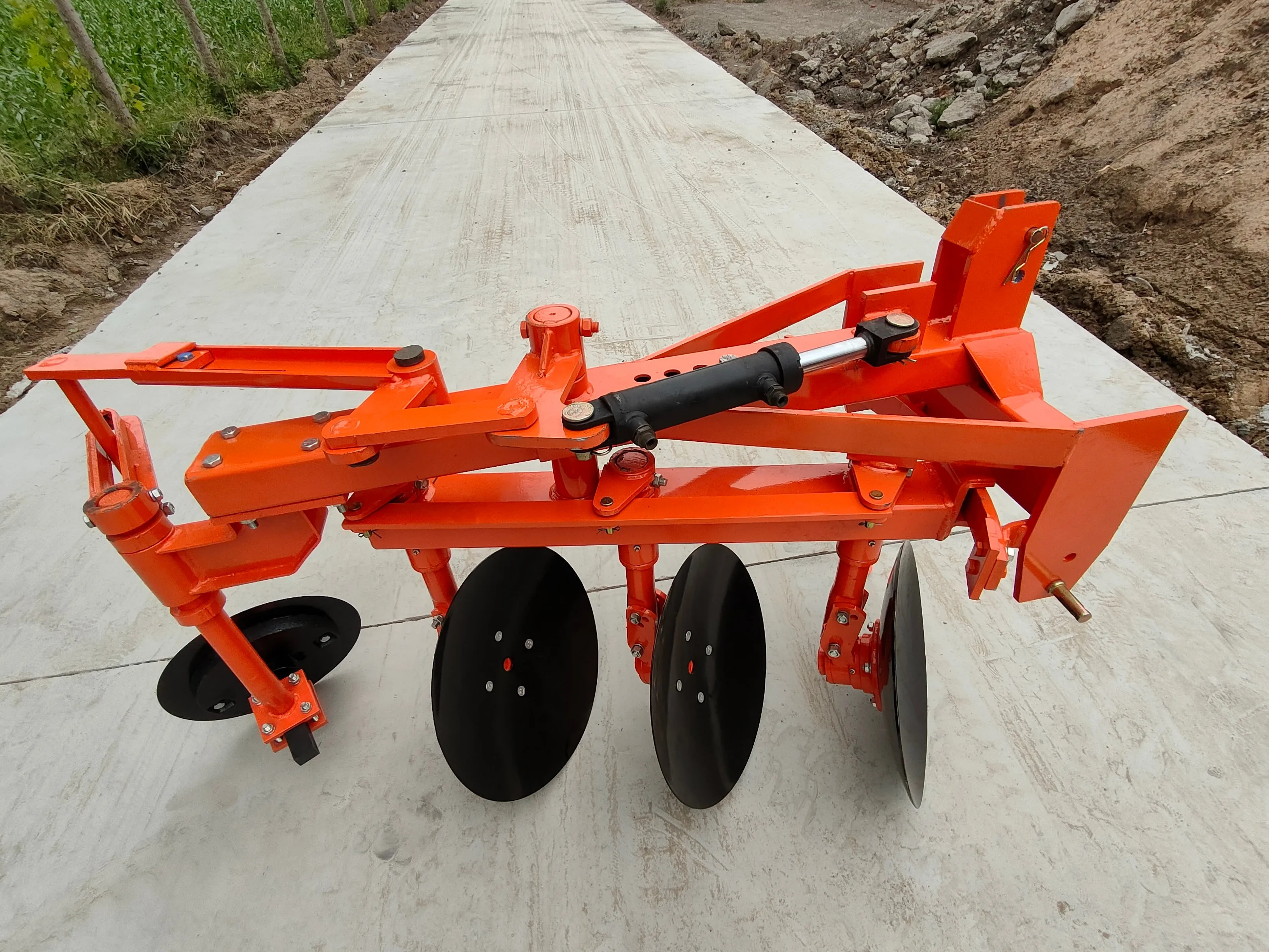 Premium Two-Way Disc Harrow Plow Trustworthy and Enduring for Superior Soil Cultivation manufacture