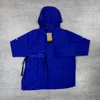 Azul oscuro