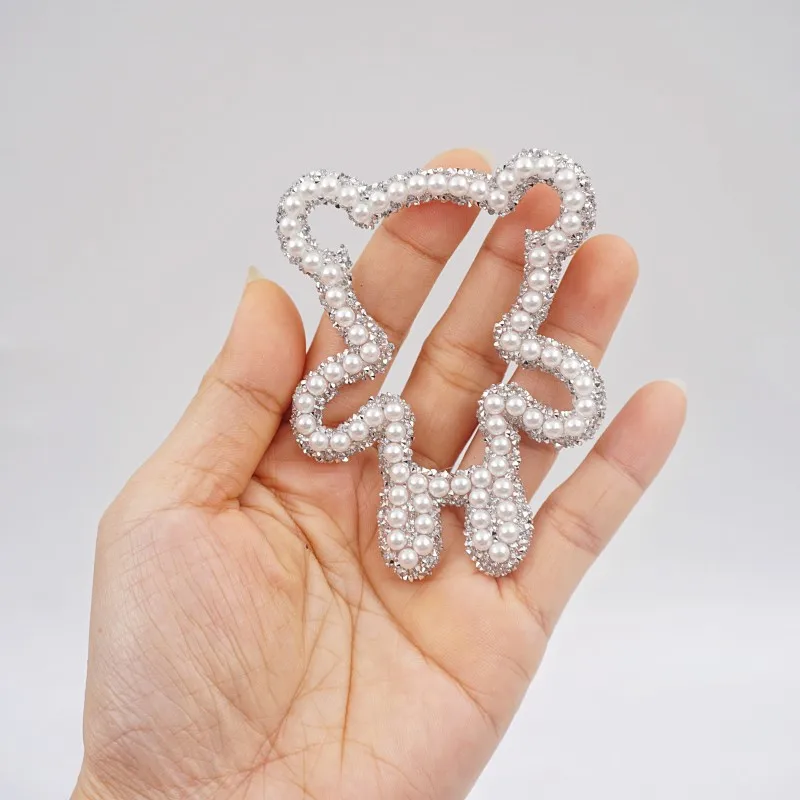 Free sample Wholesale cartoon heat transfer patch 3d diamond beads bear patch iron on for hats