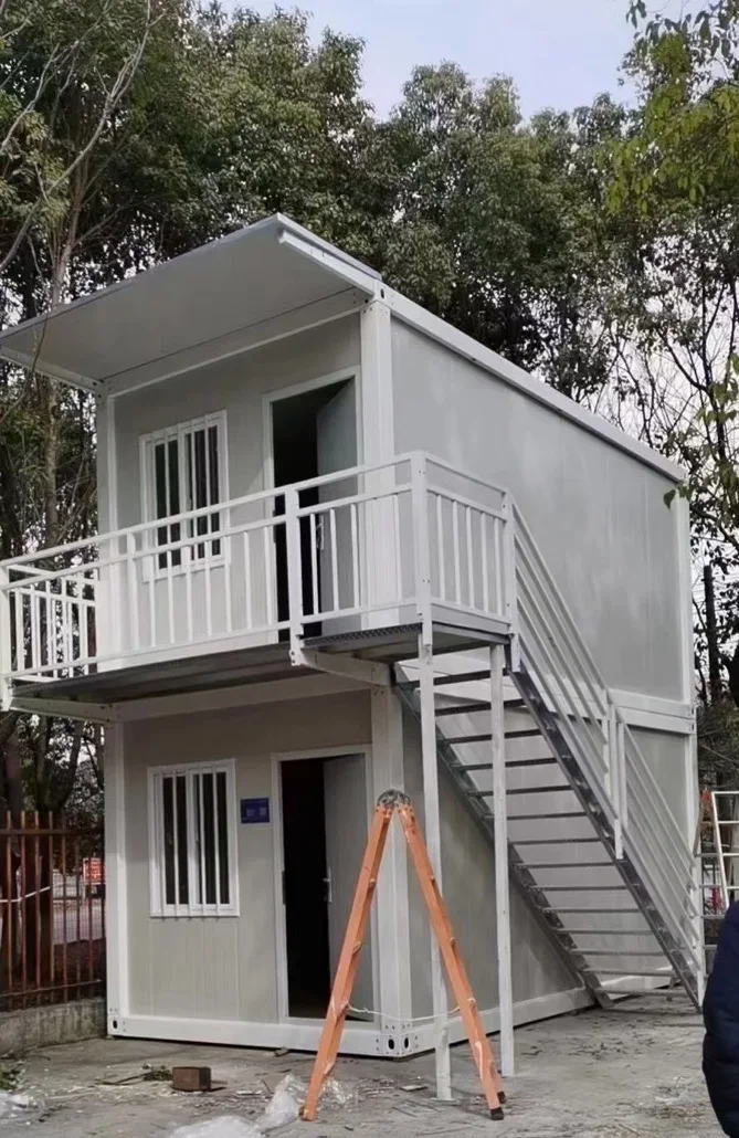 Custom Prefabricated Container Small Homes 1 Bathroom Modern Prefab Flat Pack Tiny Houses with One Two Bedroom Ready to Ship