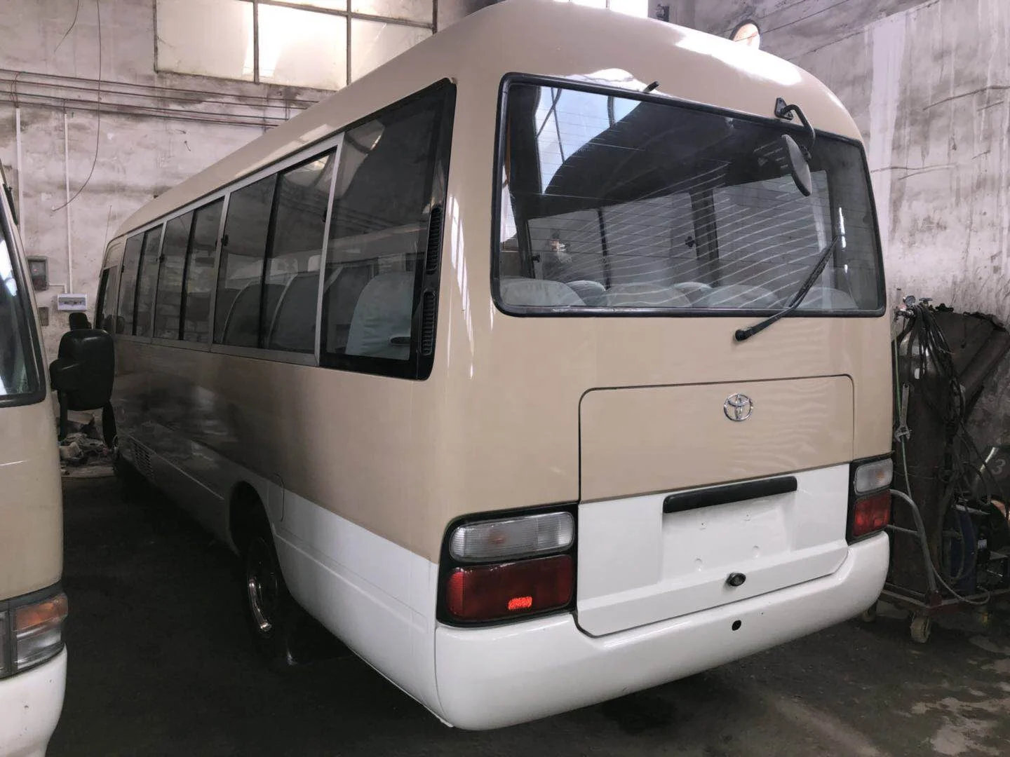 Toyotai 30 местный пассажирский подставка для автобуса на продажу