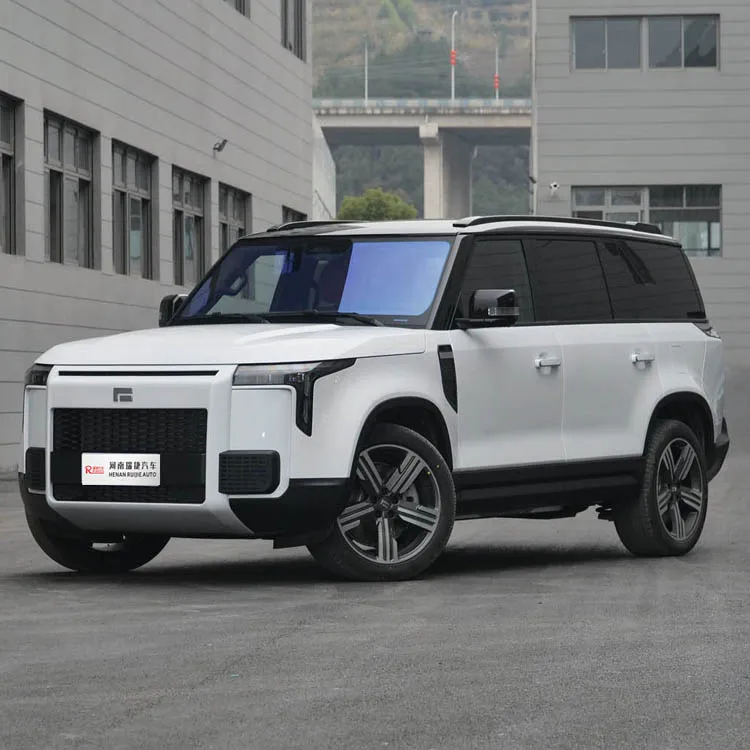 Xizmatkor bilan jinsiy aloqa porno Rus porno pikap HD