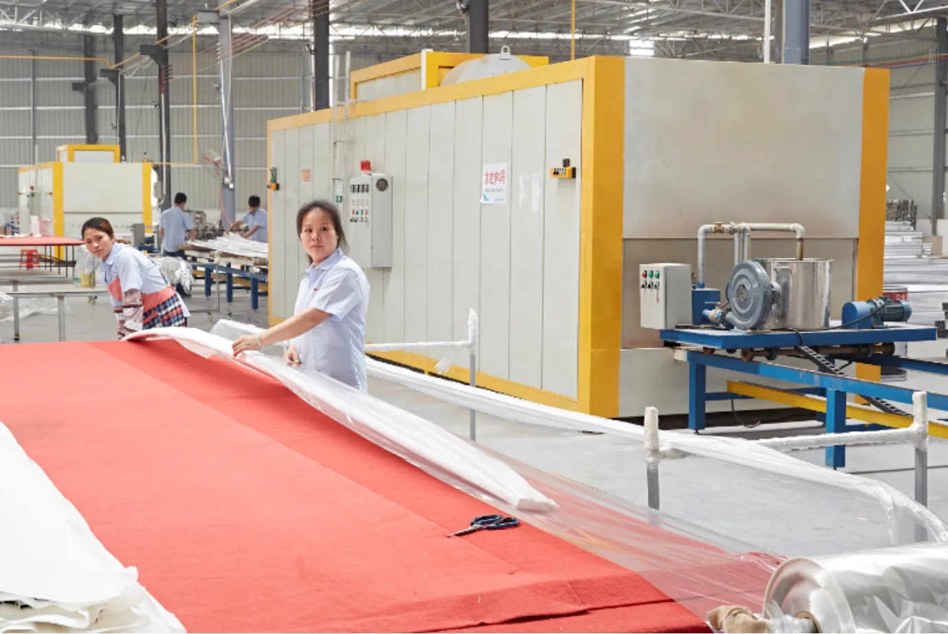 Machine Solution to Both of  Metal Sheet and Metal Tube Wood Grain Transfer