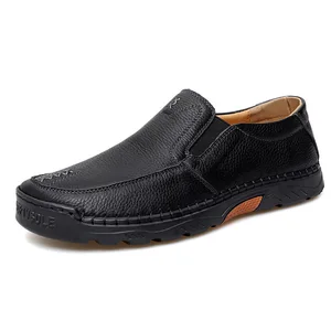 Versatile Men's Loafers Hand-Stitched Casual Shoes with PU Insole for Business and Fashion One-Foot Wear Comfortable
