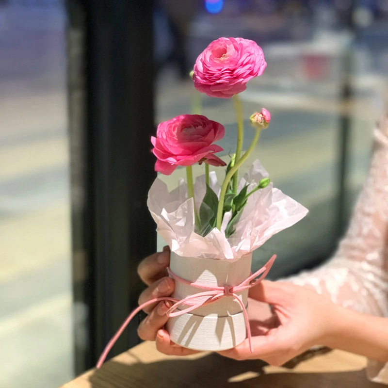 Custom Circle Flower Box Tube Round  Mini Flower Boxes for Bouquets Forever Rose