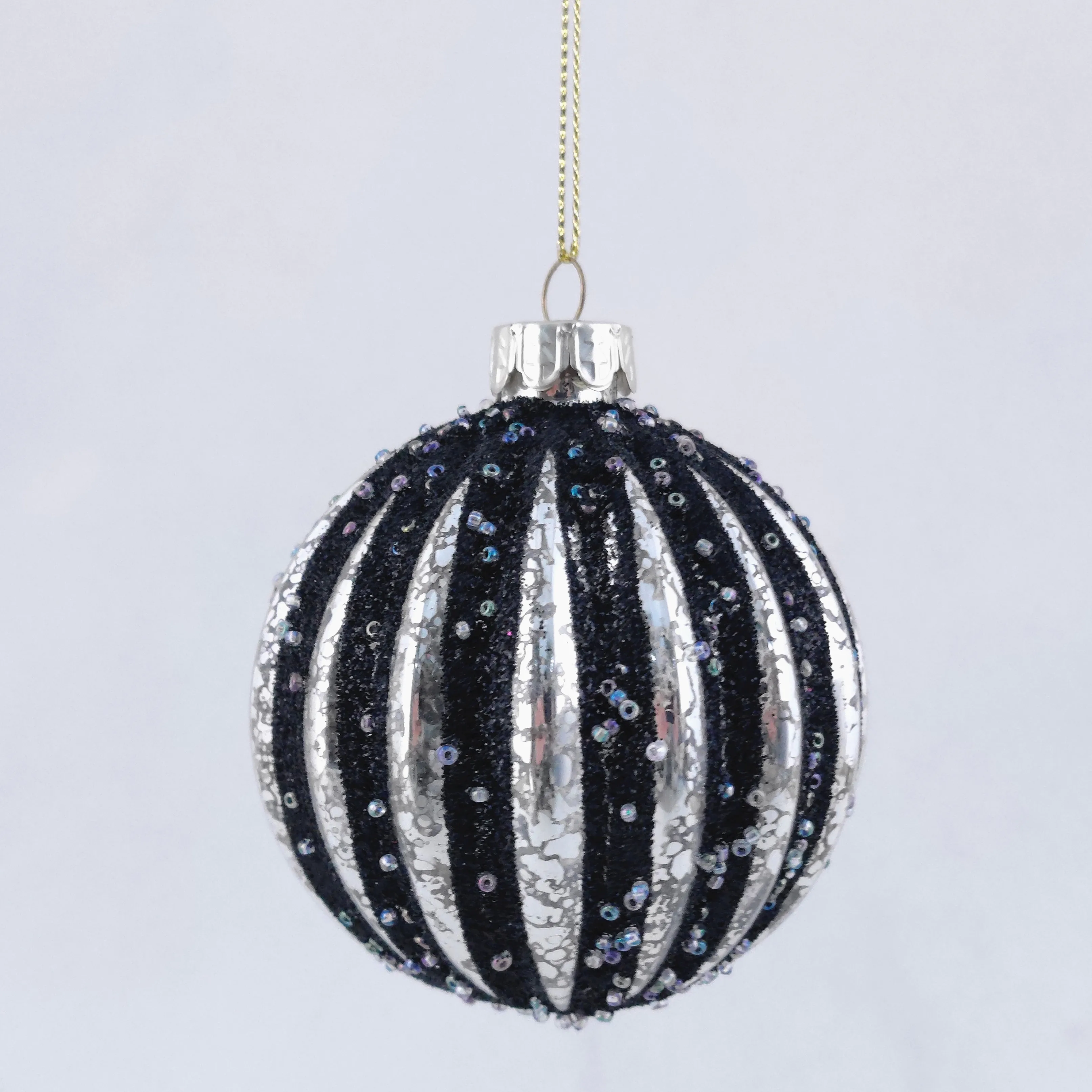 Custom personalised small clear cut custom black glass handmade hanging Christmas tree ball ornament set supplier