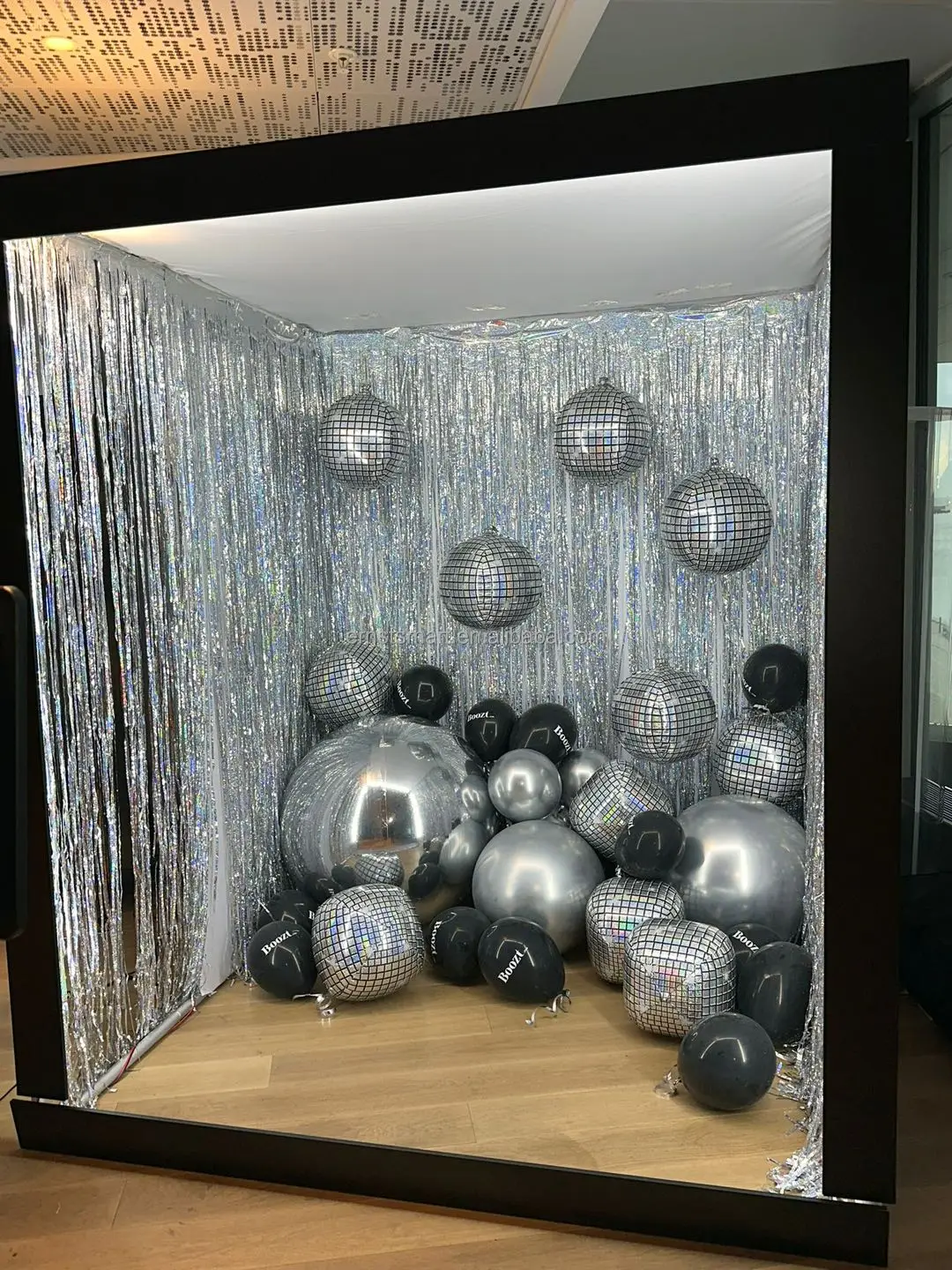 Magazine Box Photo Booth - Perfect for Wedding Events