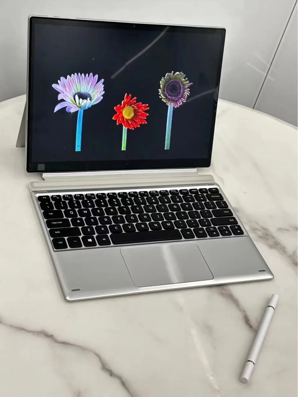 2024年版 Windows 11 タブレットPC 14インチ 2Kスクリーン RAM 12GB
