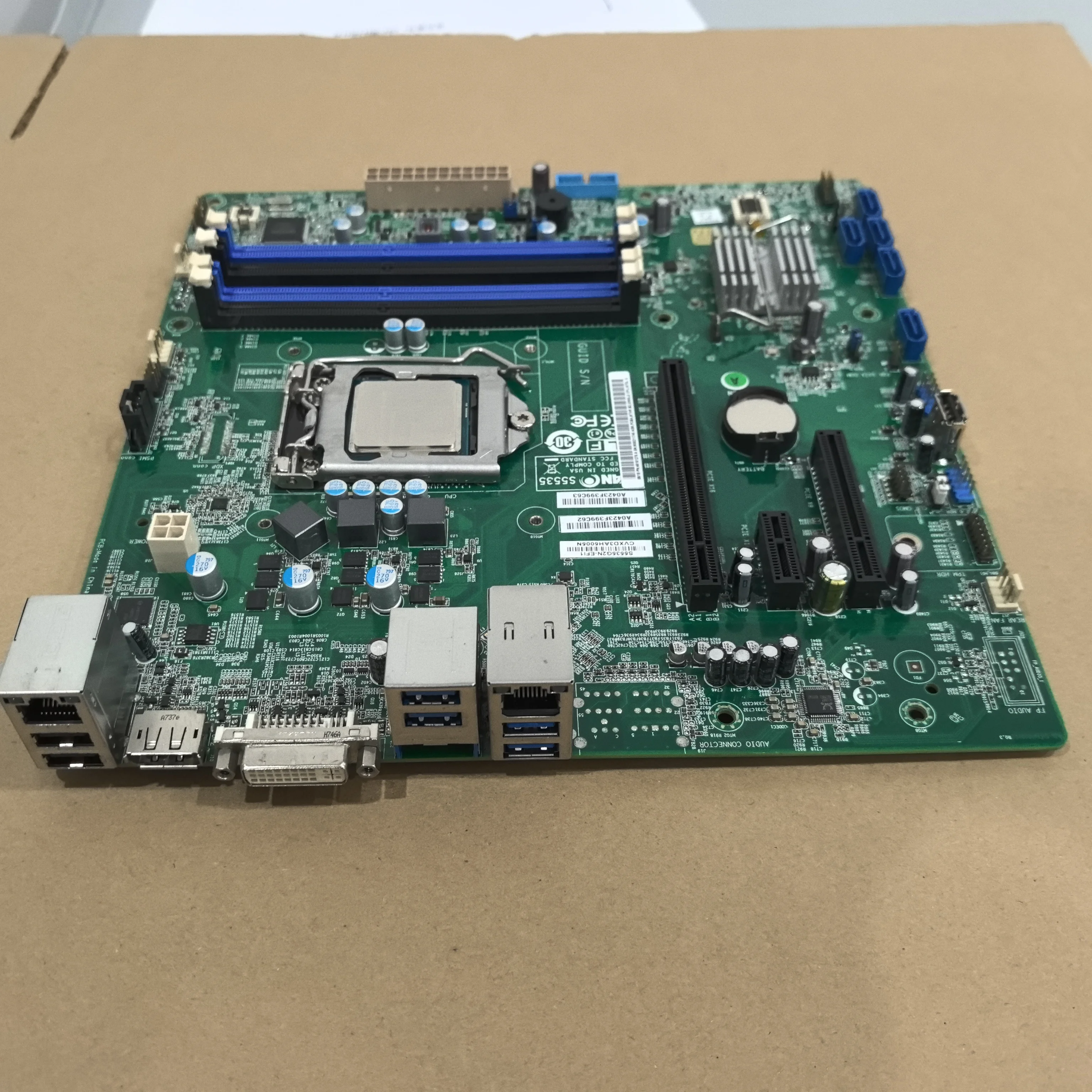 Neuf TYAN Ordinateur S5191G3NR LGA 775 / Prise T Intel Carte Mère Pour Serveur