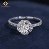 Oro de 18k + diamante redondo de 1.1ct