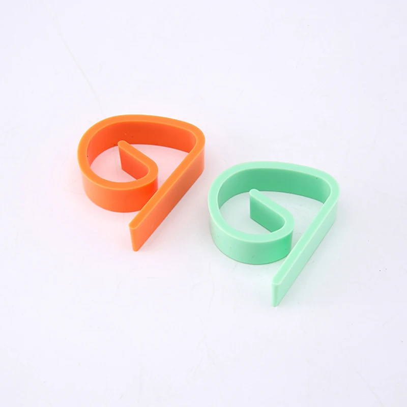 
 Оптовая продажа пластиковое покрытие стола ткань зажимы скатерть зажимы  