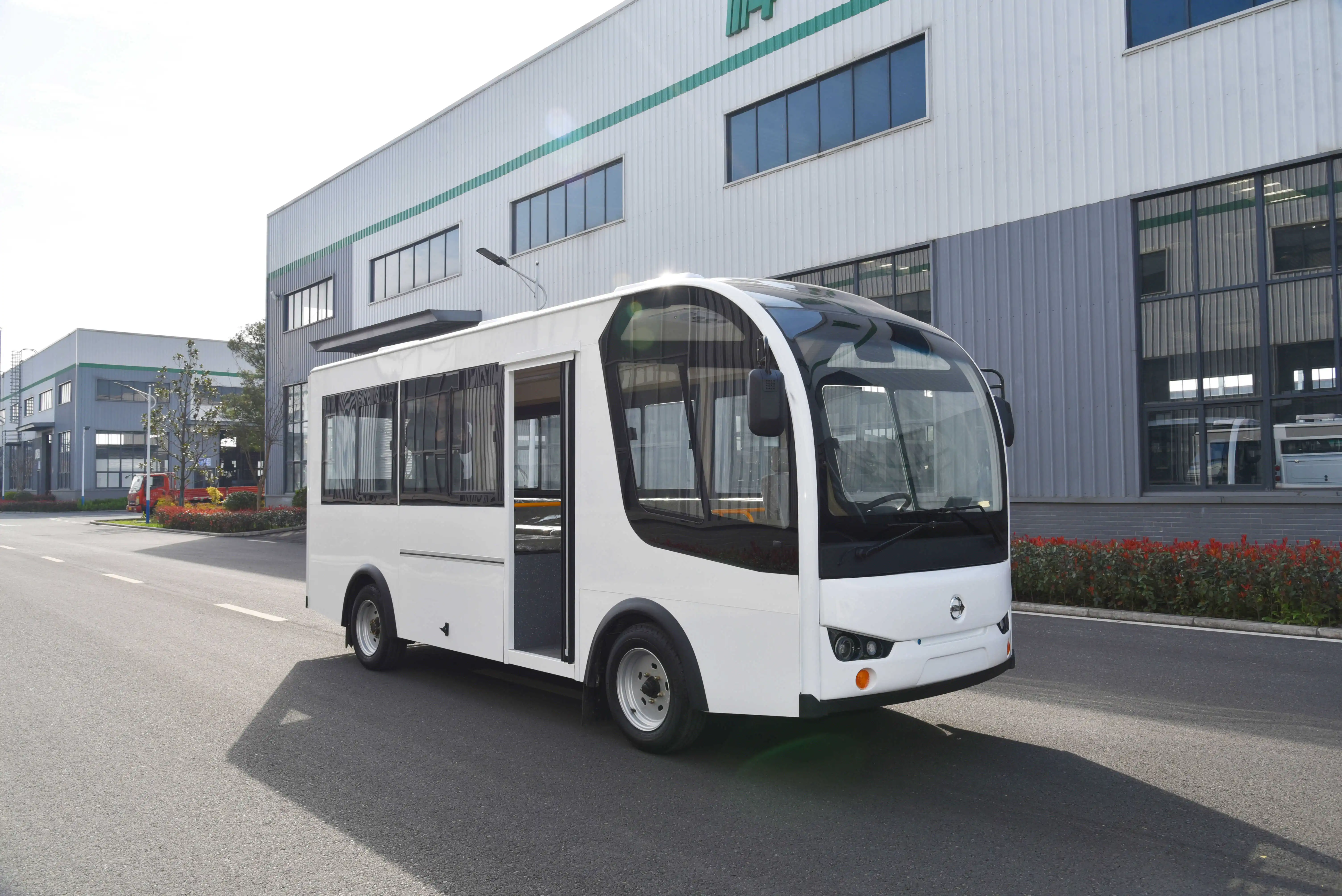 21-Seater Electric Mini Bus 7m Class 2 with Lithium Battery for City ...