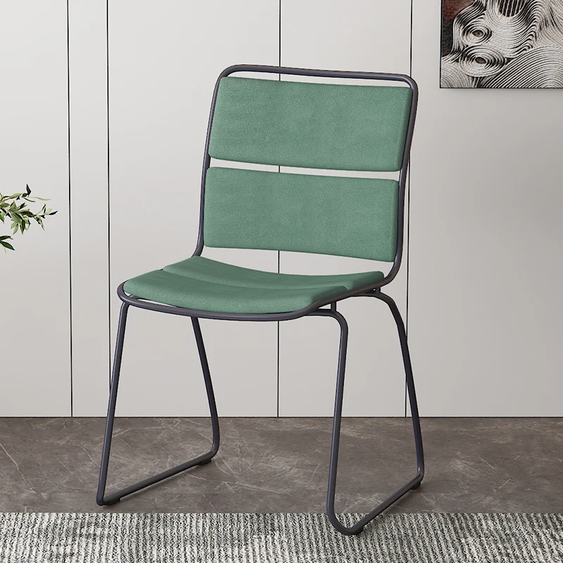 Высококачественный роскошный тканевый обеденный стул K & B с металлической рамой и мягкой спинкой для