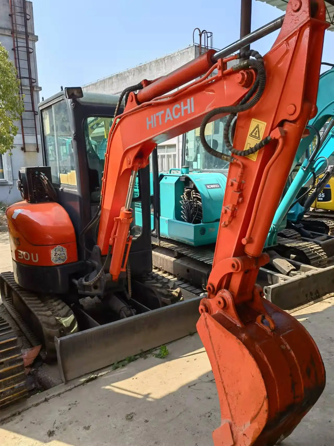 Hitachi ZX30 Crawler Excavator for Sale - Used Excavator