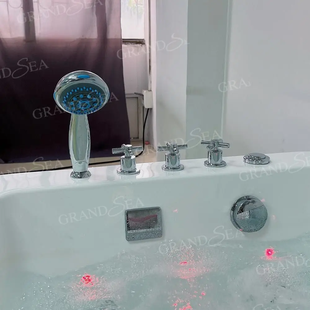 Factory Customized High Quality Children's Spa Massage Swimming Bathtub Ozone Bubble Baby Bath Tub Jet Spa Bathtub