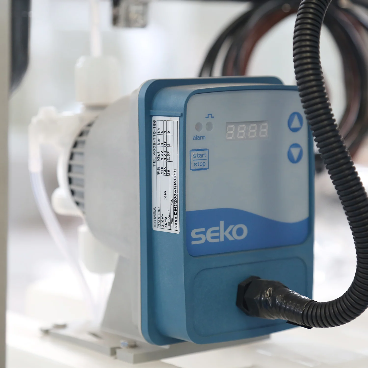Intelligent Control of Automatic Chemical Dosing System Online