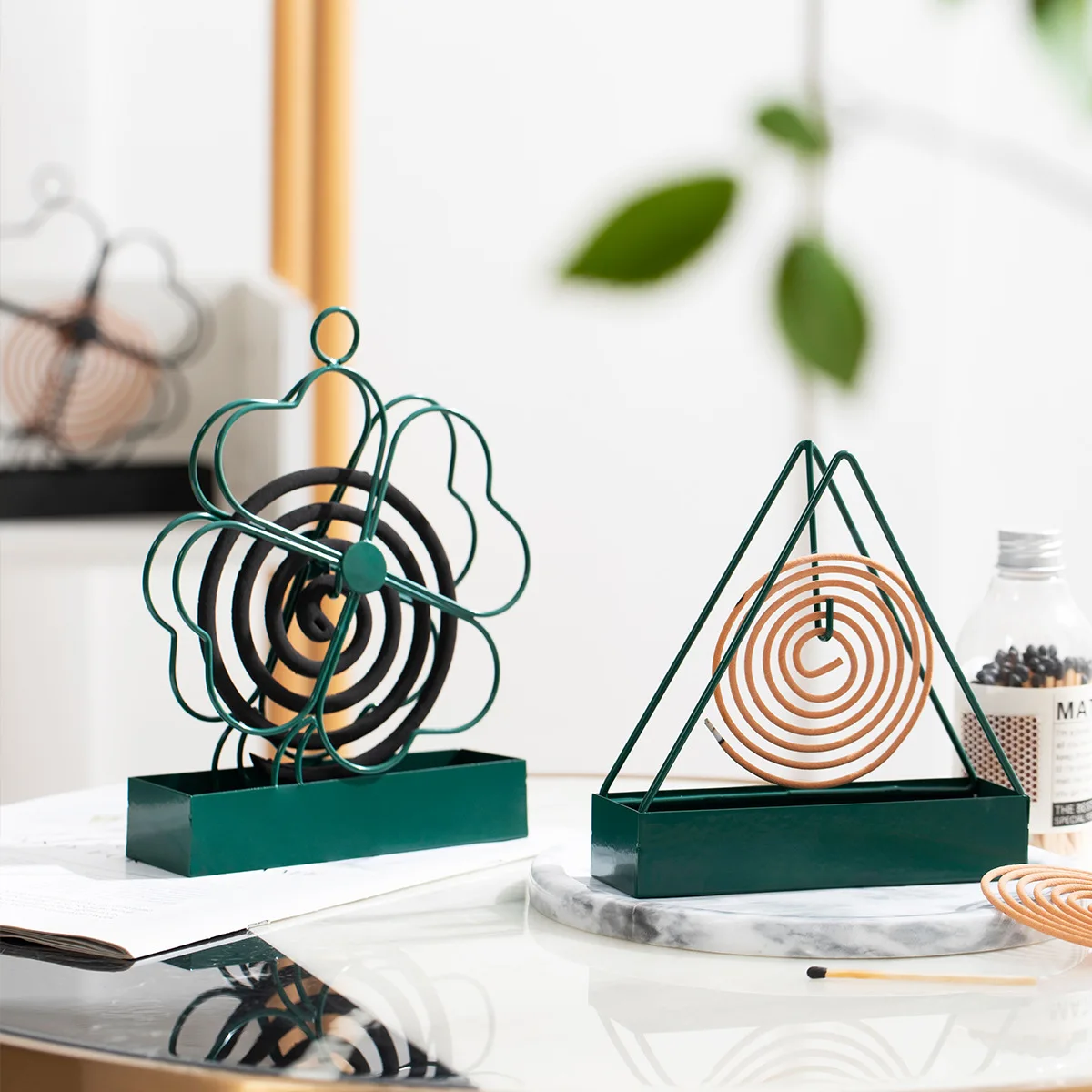 Peregrine Design の Mosquito coil holder H821f7589964d46179835efa47bd89
