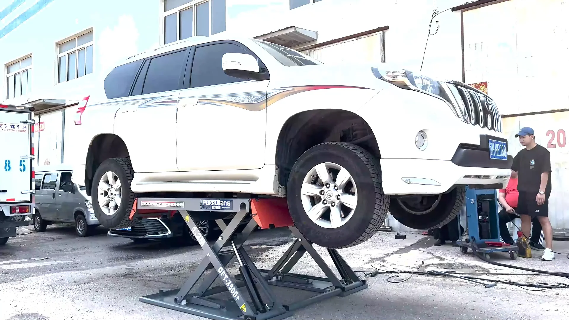 Portable Mid Rise Hydraulic Scissor Car Lift Vehicle Ramp Car Lift 1.2m