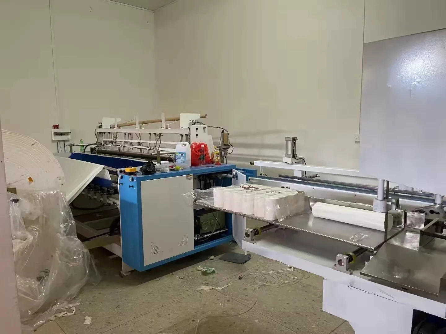 Roll Toilet Paper Cutting Machine Toilet Paper Making Machine Price In