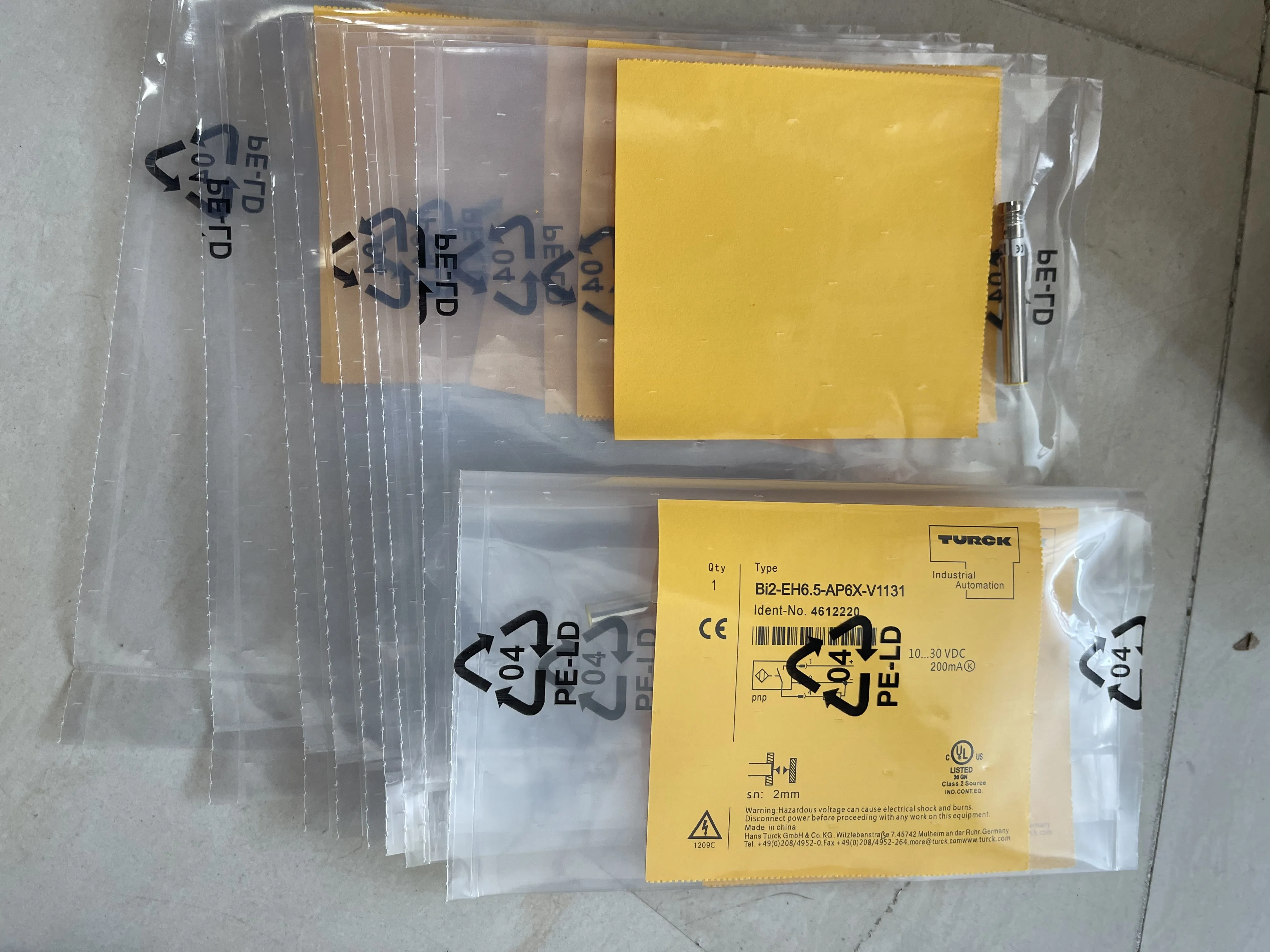 Turck Inductive Sensor Bi2-EH6.5-AP6X-V1131 Turck Inductive Sensor Bi2-EH6.5-AP6X-V1131