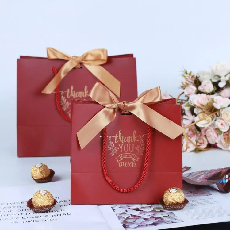 Красивые свадебные подарочные бумажные пакеты/оптовая продажа с фабрики, высококачественные прочные экологически чистые маленькие подарочные пакеты для свадьбы для упаковки/подарочные пакеты из бумаги
