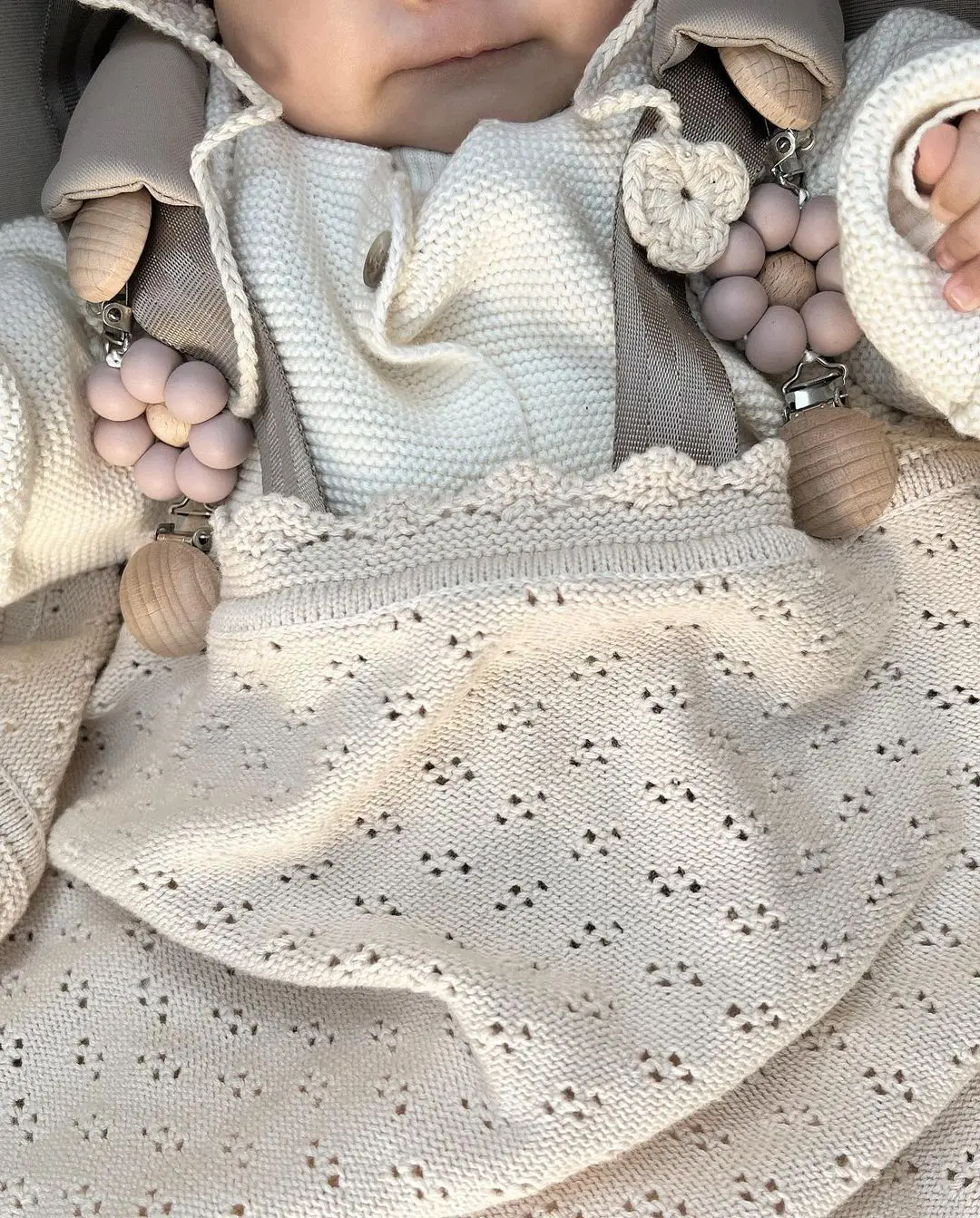 Pacifier Clip For Boys Girls Flower Daisy Beadless Silicone Pacifier