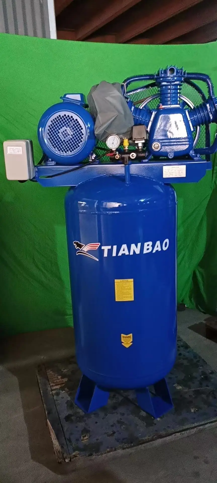 Tianbao W0.9/8300l Vertical Air Compressor Portable Vertical