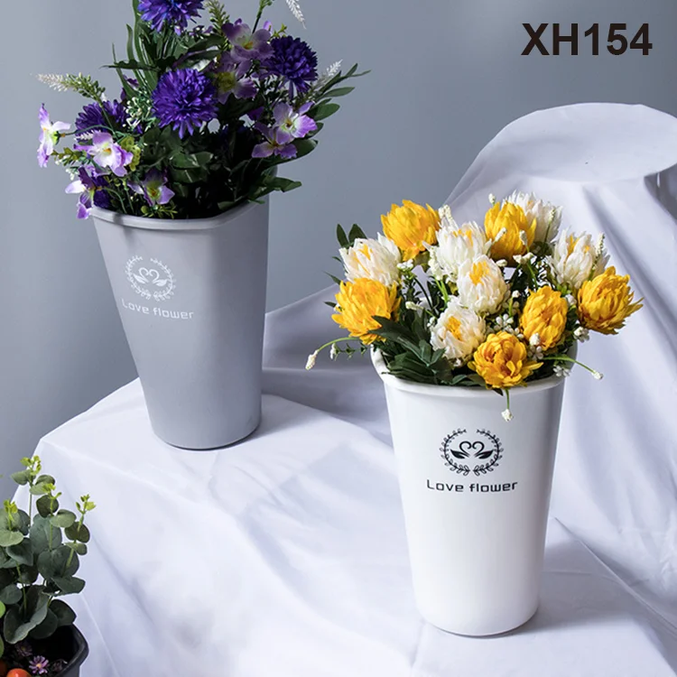 Bouquet Wrapping Paper Storage Bucket Fall Resistant European French Plastic Flower Bucket