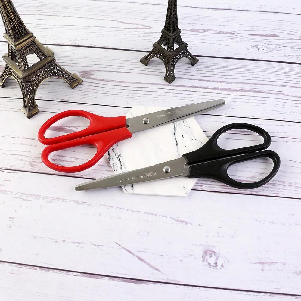 Quality Standard Stainless Steel M&G Classic Office 170MM  Easy Handling And Smooth Cutting  Scissors