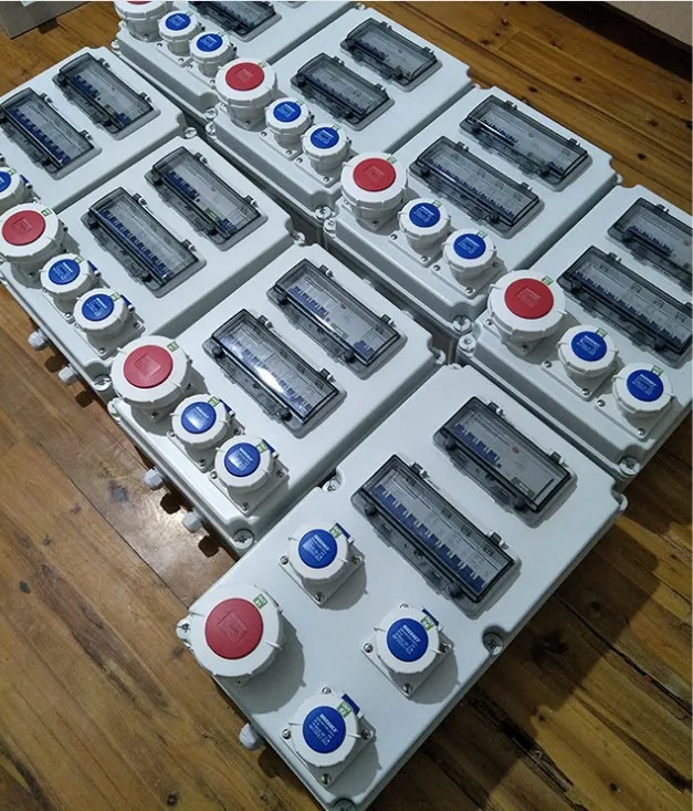 Saipwell Waterproof Distribution Box 56CB4N Industrial Distribution ...