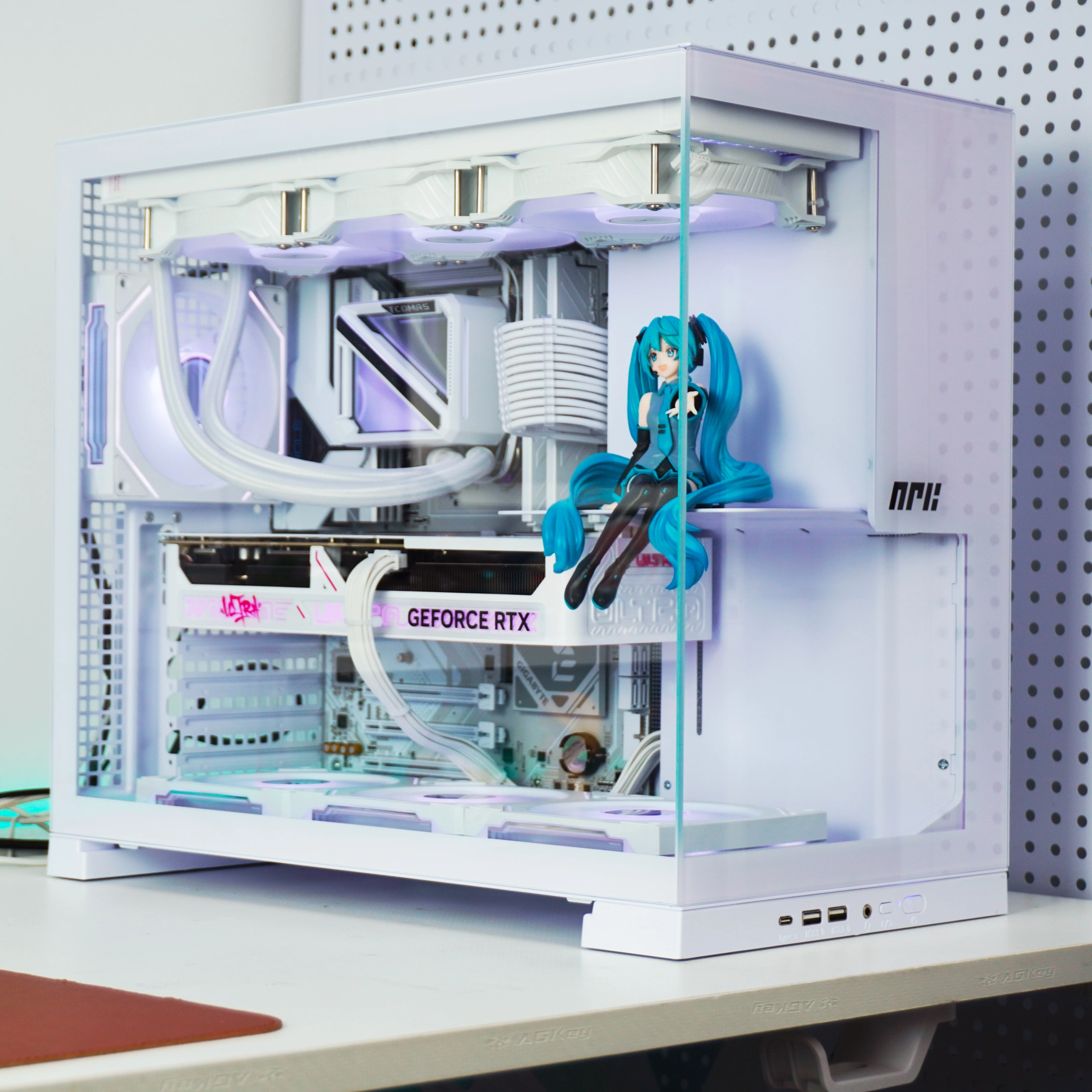 NPC Air3 Vertical Full Tower Gaming Computer Case Side Panel Window ATX Form Factor Alum aperçu 2