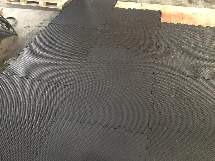 Cheap Antislip Interlocking Horse Stall Rubber Mat Stable Rubber Cow