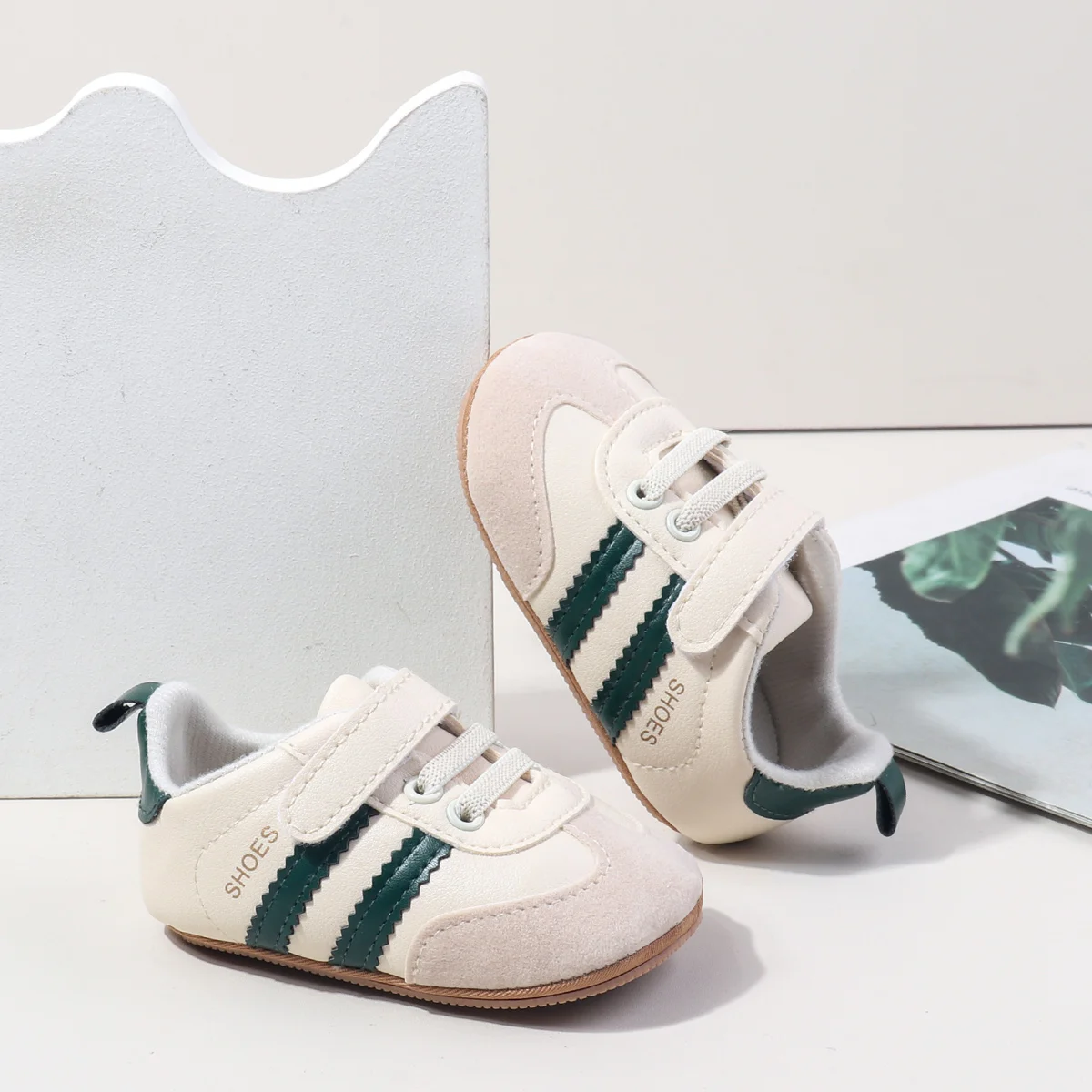 2025 New Unisex Baby Sneaker High Quality PU TPR Sole Anti-Slip Pre-Walk Shoes 0-15 Months Pre-Walk Flat Sneakers Fashionable factory